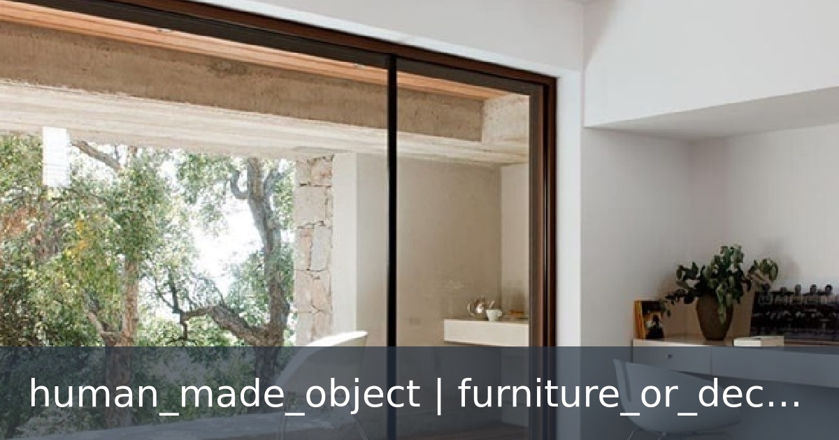 human_made_object | furniture_or_decor | bed