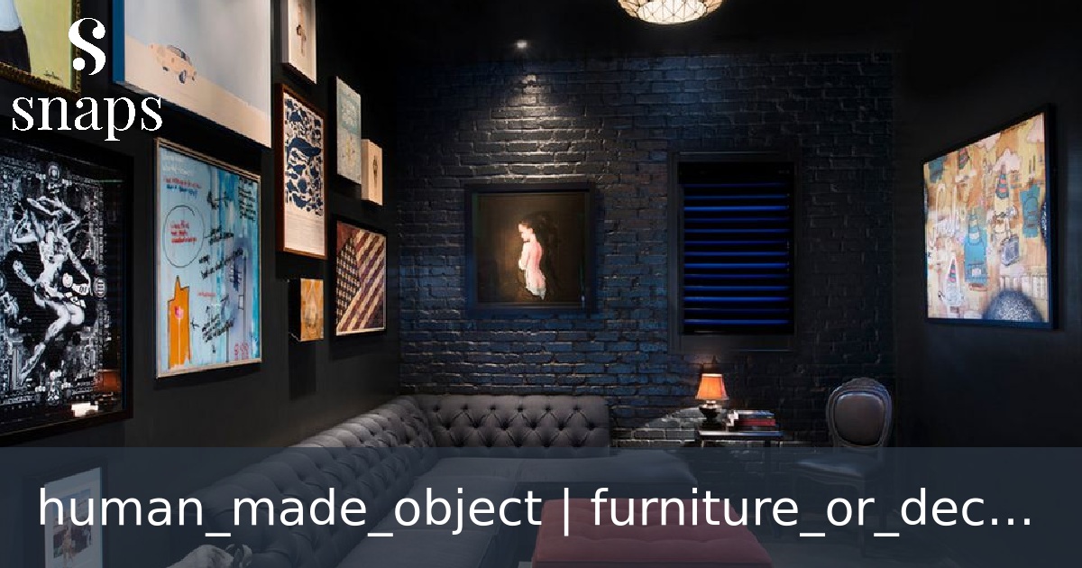 human_made_object | furniture_or_decor | seating | sofa_or_couch
