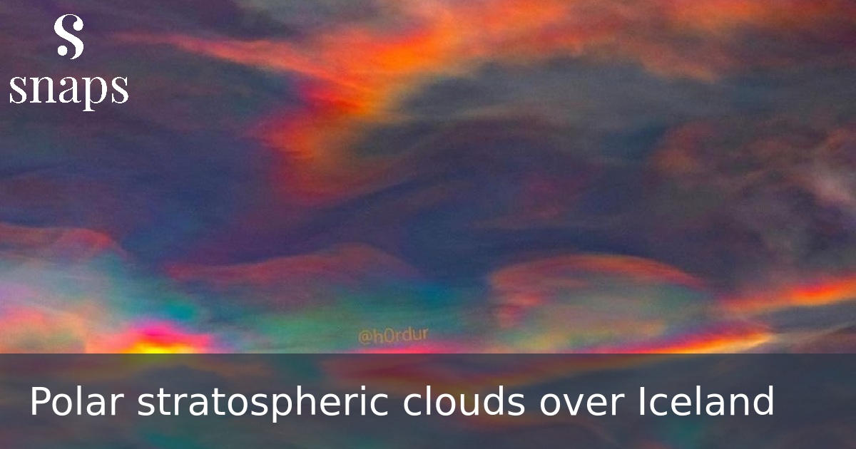 Polar stratospheric clouds over Iceland